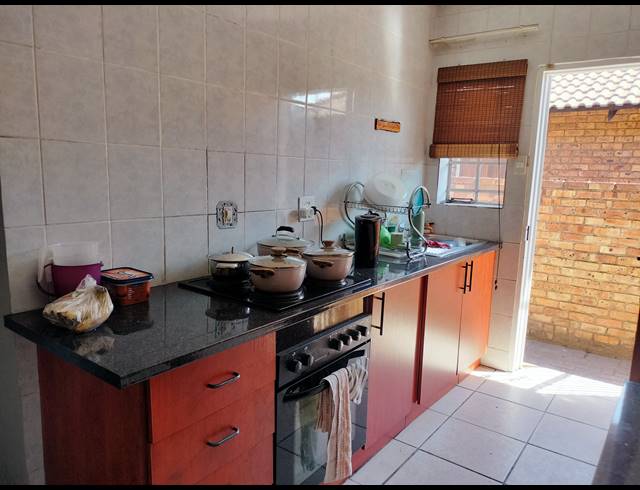 2 BEDROOM FREEHOLD FOR SALE IN WITBANK EXT 10